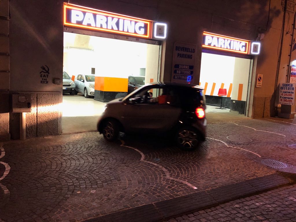 Parking Beverello